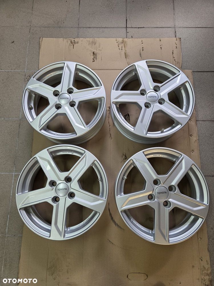 felgi aluminiowe 15" 4x100 5x15 ET 39 Toyota suzuki Hyundai Kia itp