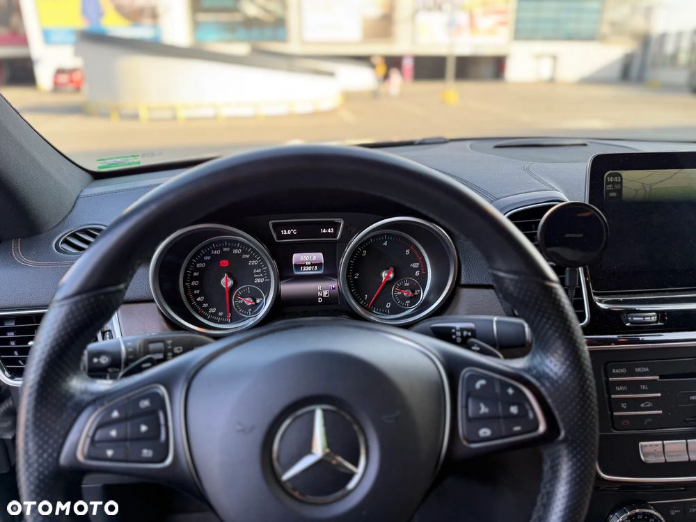 Mercedes-Benz GLE 250 d 4-Matic - 16