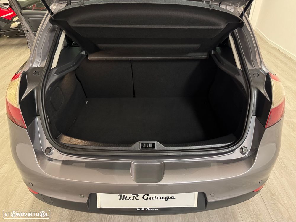 Renault Mégane 1.5 dCi Dynamique S - 18