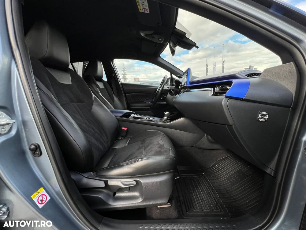 Toyota C-HR 2.0 HSD 184 CP 4x2 CVT Style - 17