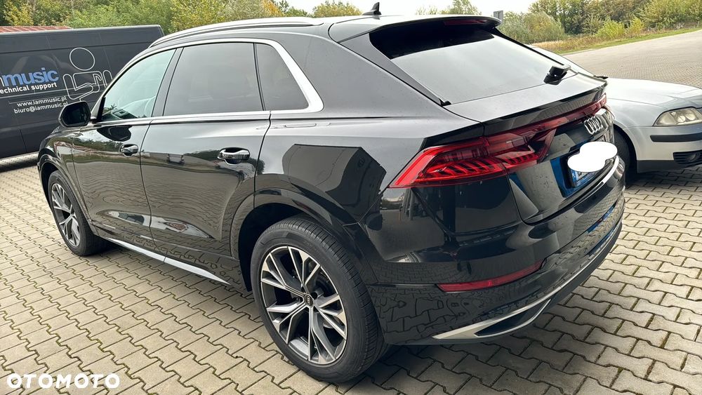 Audi Q8 - 2