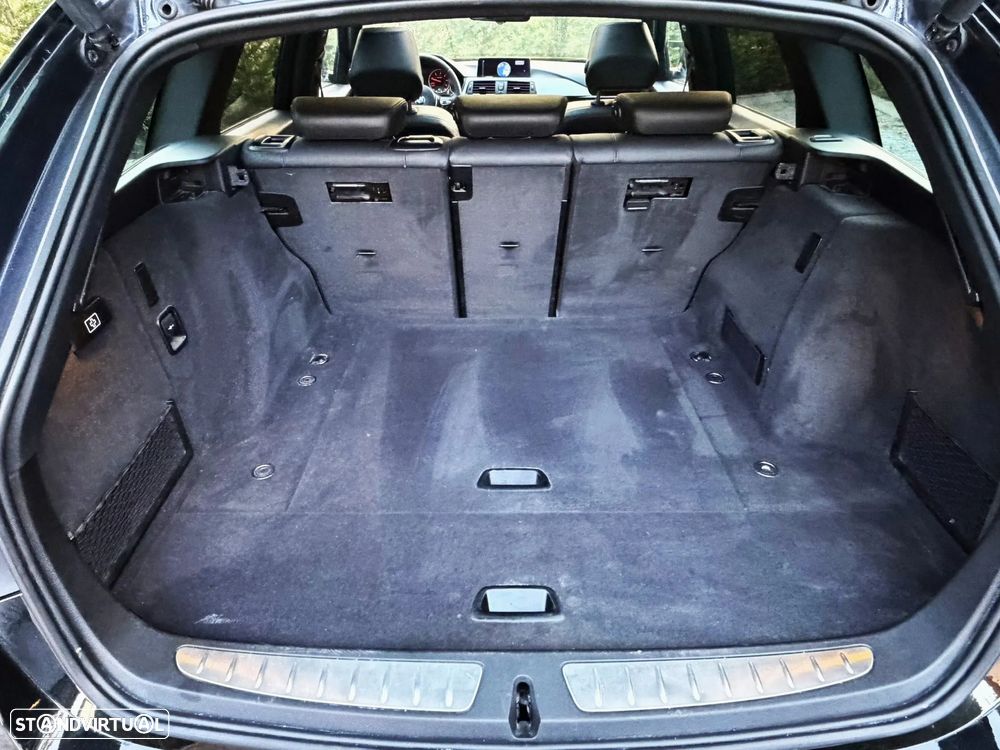 BMW 320 d Pack M - 26