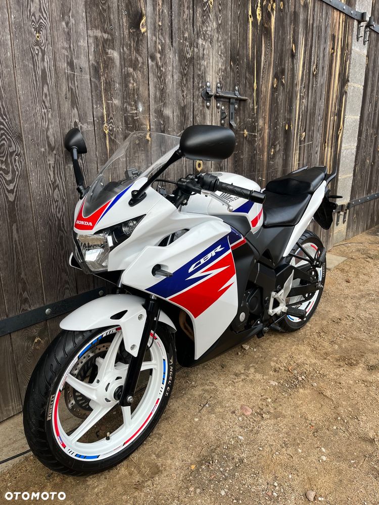 Honda CBR - 3