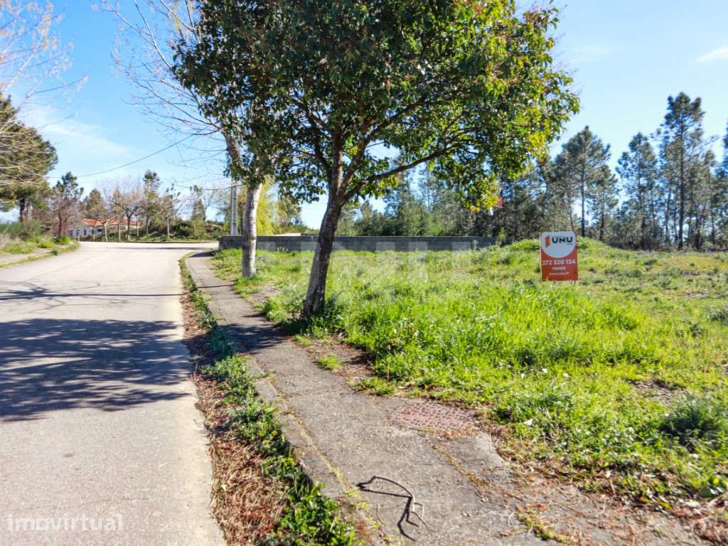 Lote de Terreno Urbano para venda em S. Vicente da Beira. - Grande imagem: 3/5