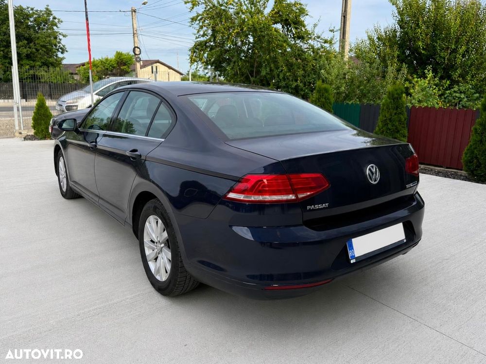 Volkswagen Passat 1.6 TDI (BlueMotion Technology) Comfortline - 4