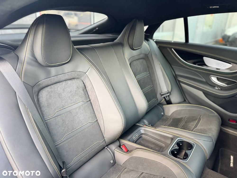Mercedes-Benz AMG GT 63 S 4Matic+ Speedshift MCT 9G - 15