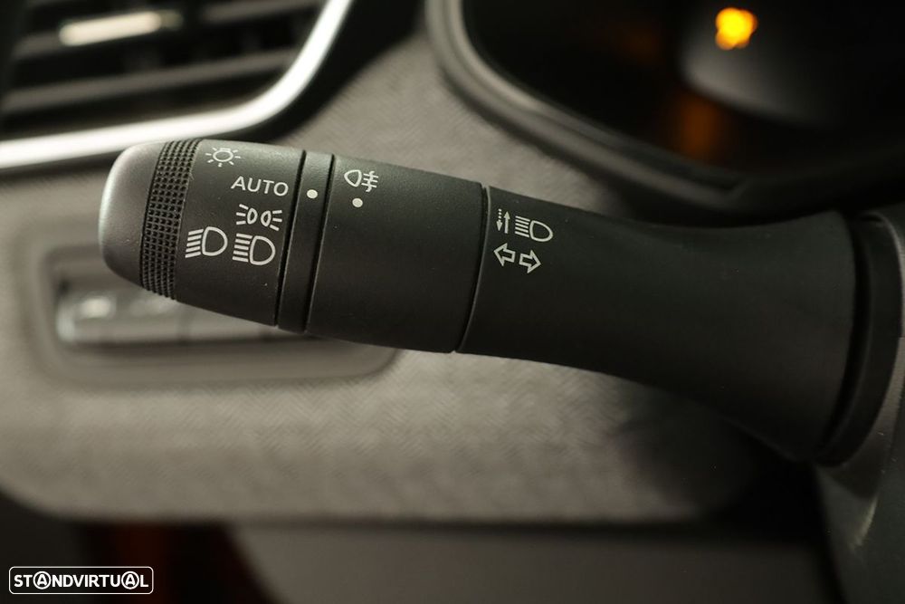 Renault Clio 1.0 TCe Techno - 15