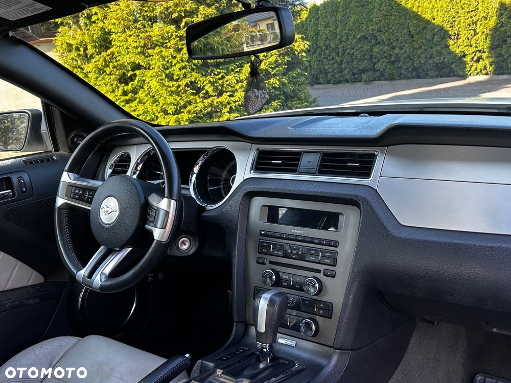 Ford Mustang 3.7 V6 Premium - 7