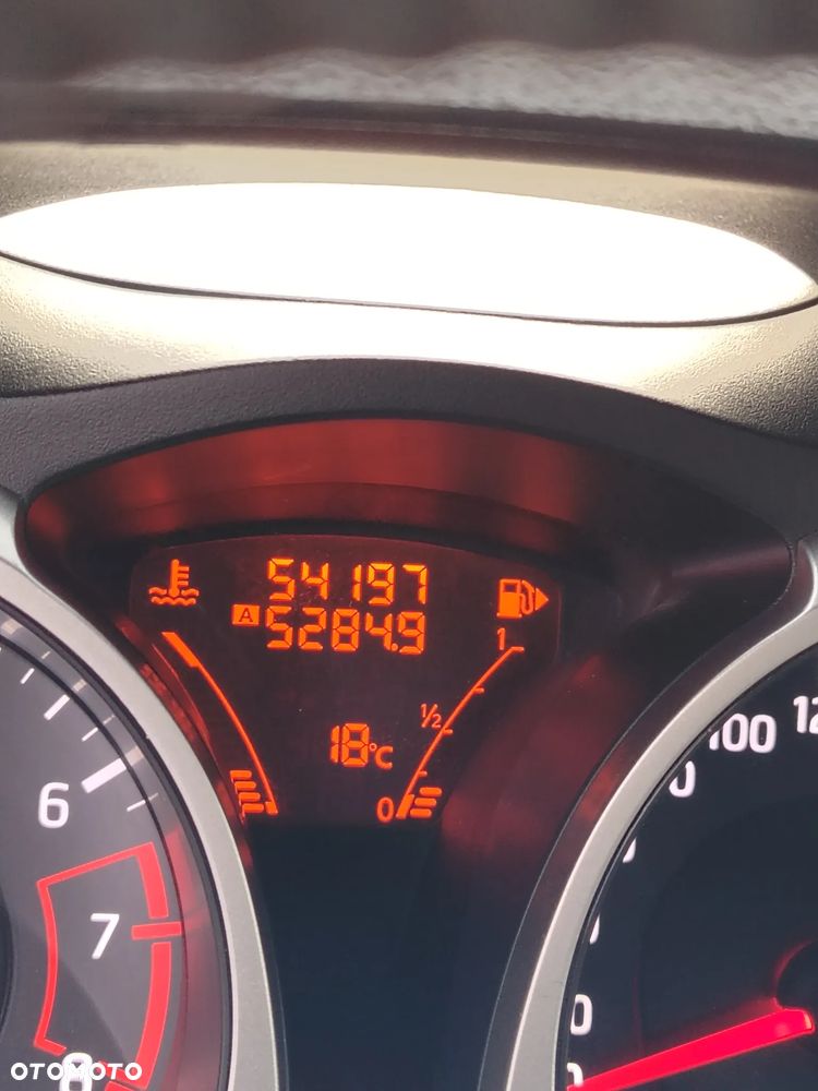 Nissan Juke - 11