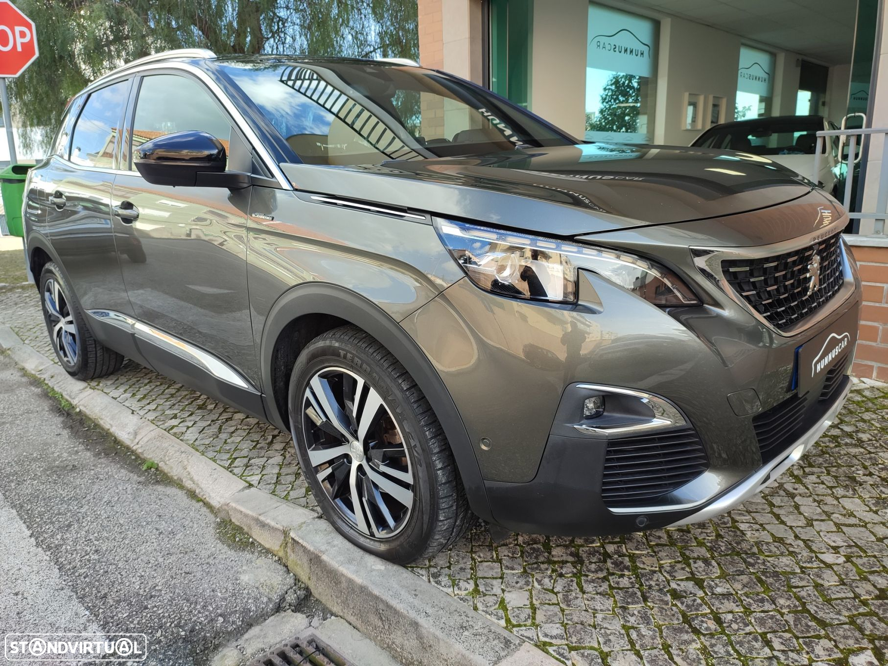 Peugeot 3008 1.5 BlueHDi GT Line EAT8 - 24