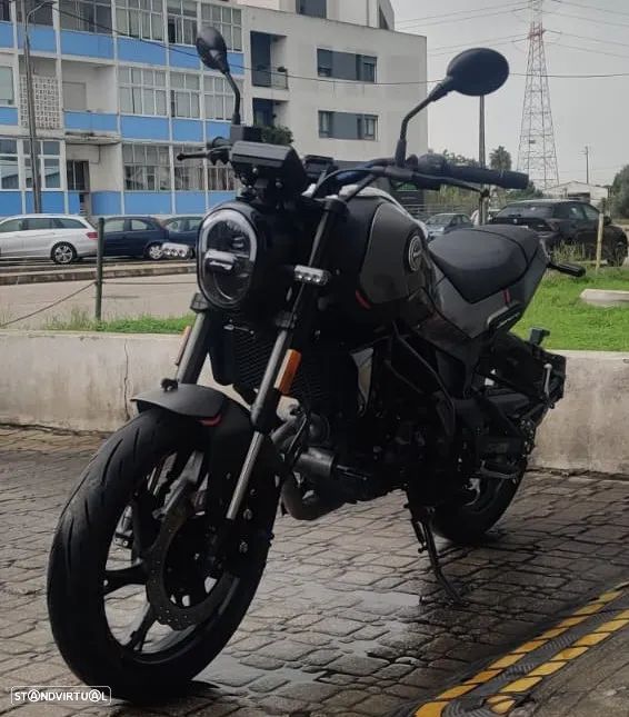 Benelli Leoncino 125 - 7