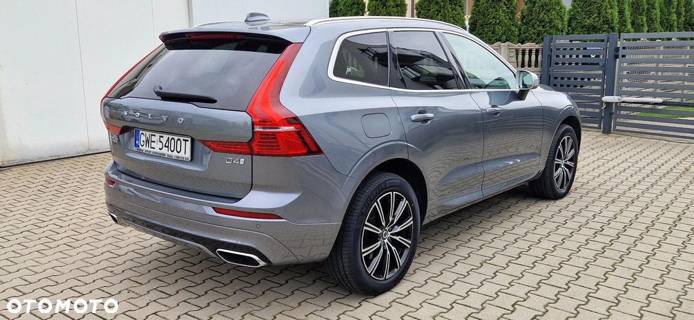 Volvo XC 60 D4 R-Design - 3