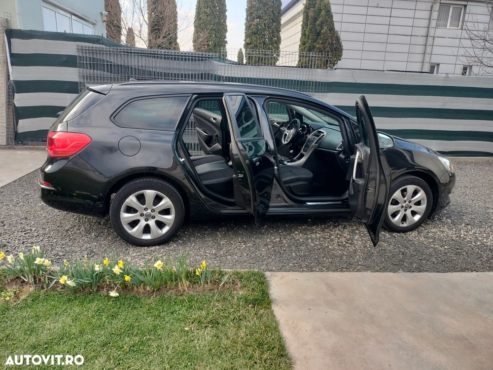 Opel Astra 1.4 Turbo ECOFLEX Start/Stop 150 Jahre - 9