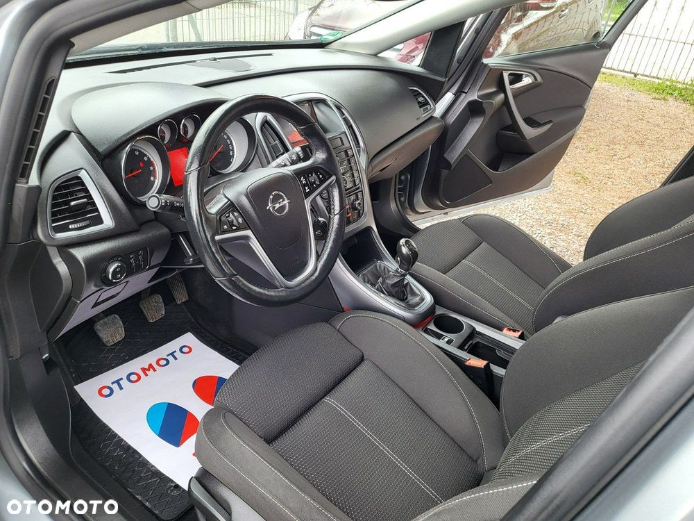 Opel Astra - 14