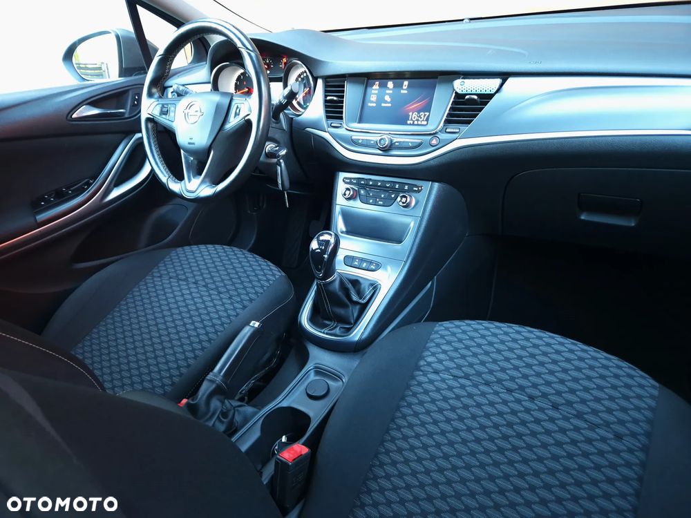 Opel Astra 1.4 Turbo Active - 32