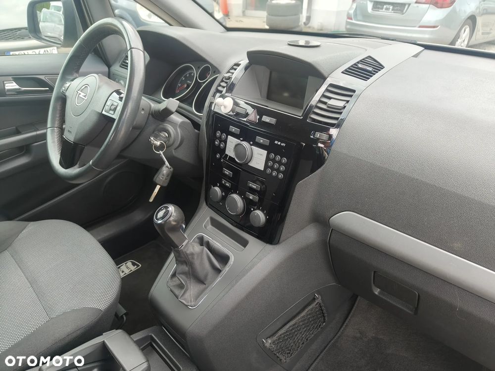 Opel Zafira 1.8 Edition 111 Jahre - 23