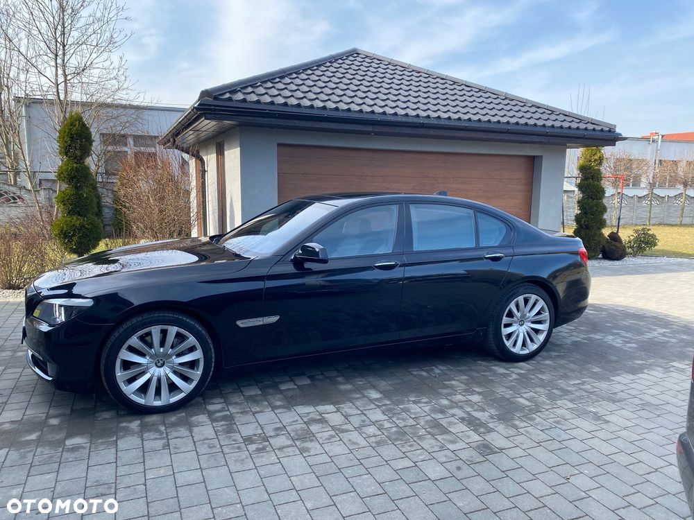 BMW Seria 7 ver-activehybrid - 13