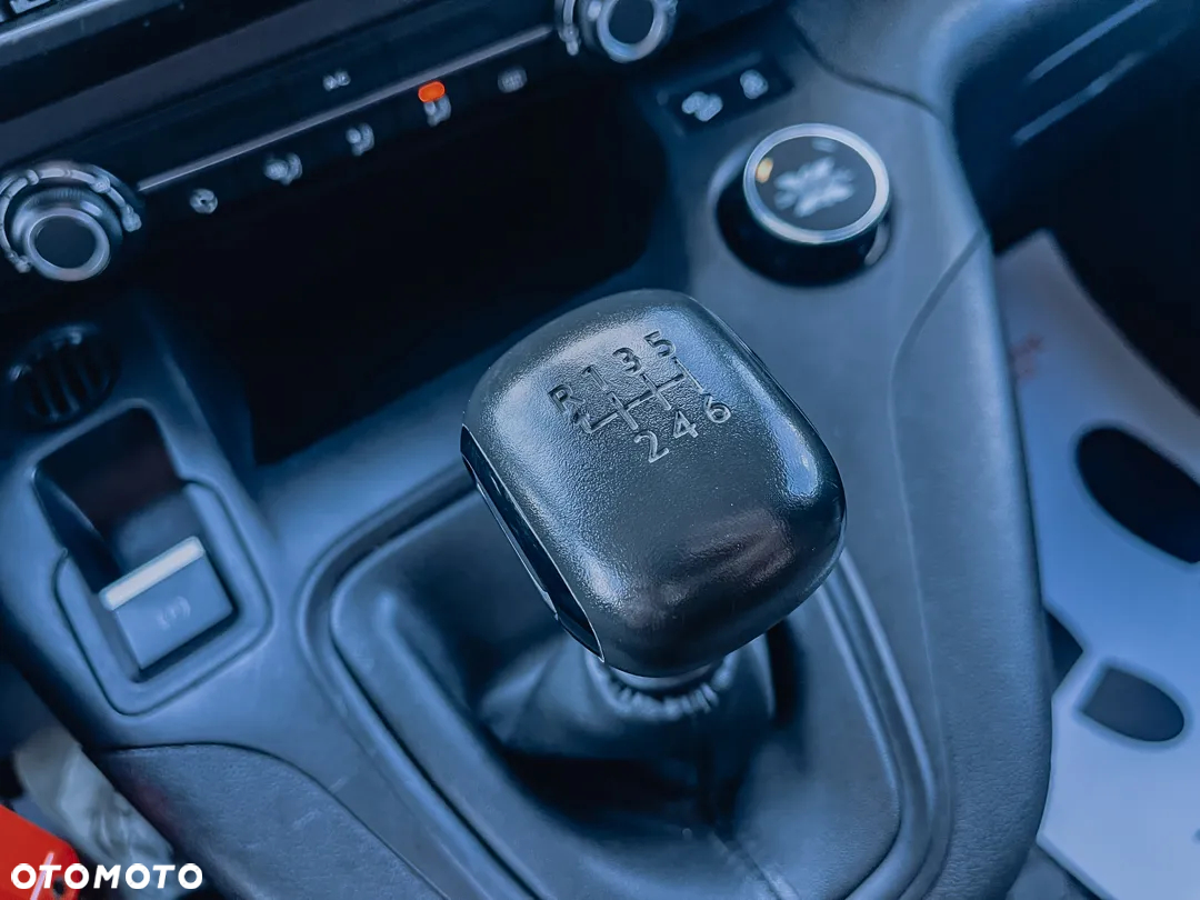 Peugeot Partner 1.5l 4x4  Long Asphalt - 20