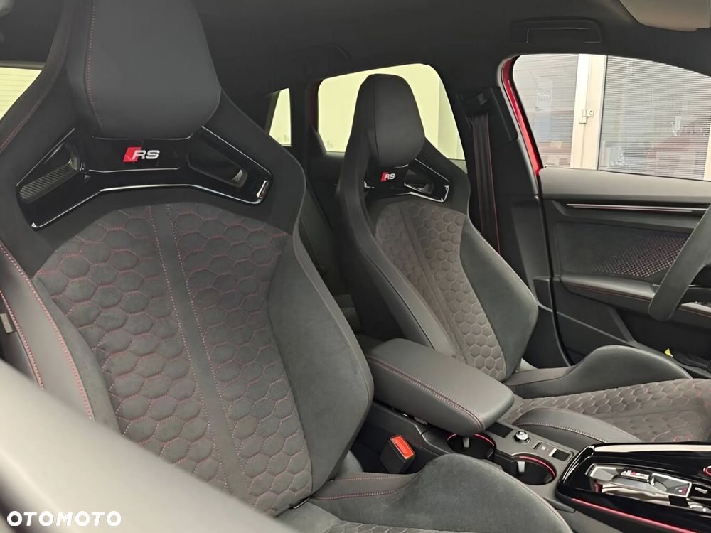 Audi RS3 Sportback TFSI Quattro S tronic - 5