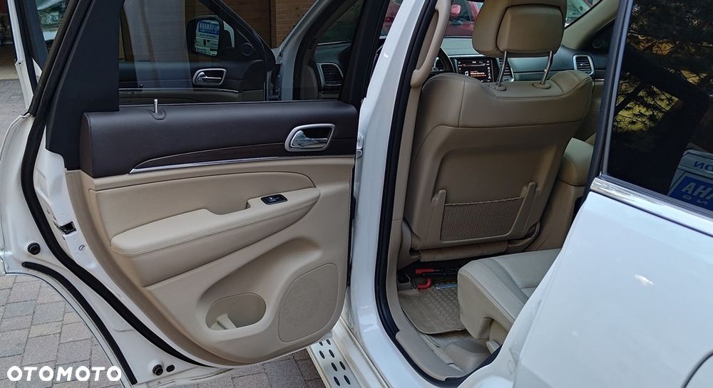 Jeep Grand Cherokee 3.0 CRD Overland Summit EU6 - 16