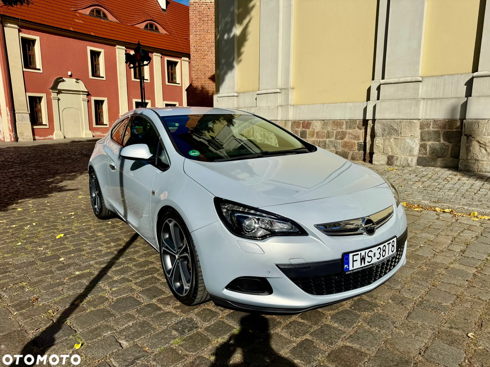 Opel Astra IV GTC 1.4 T Sport S&S EU6 - 7