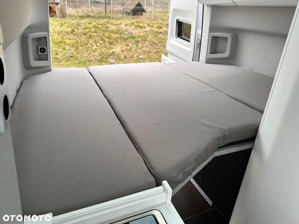 Pokrowce materacy tył VW Grand California 600