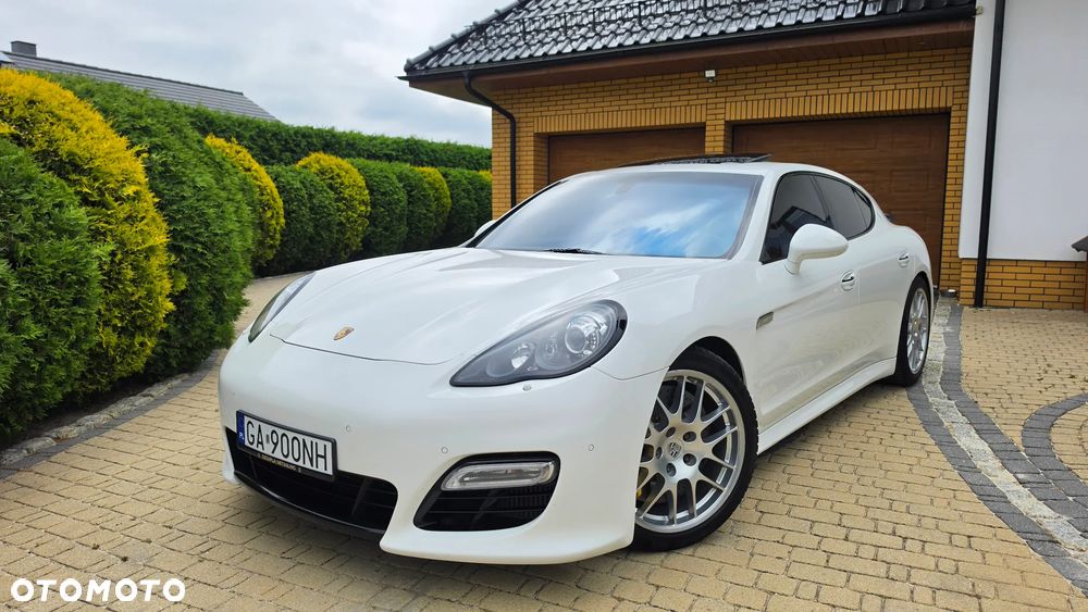 Porsche Panamera - 9