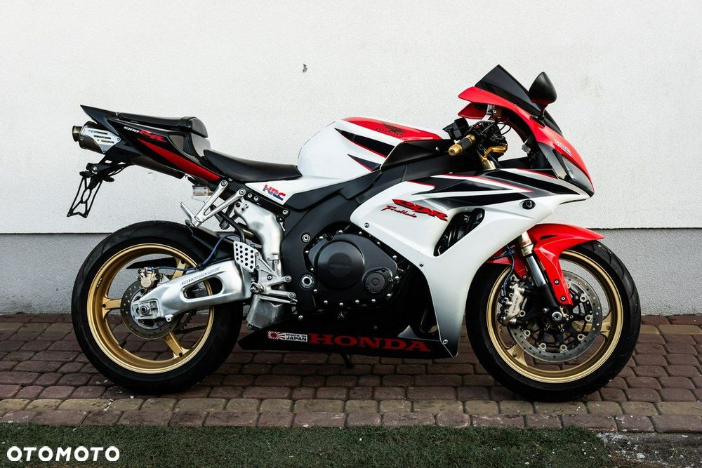 Honda CBR - 3