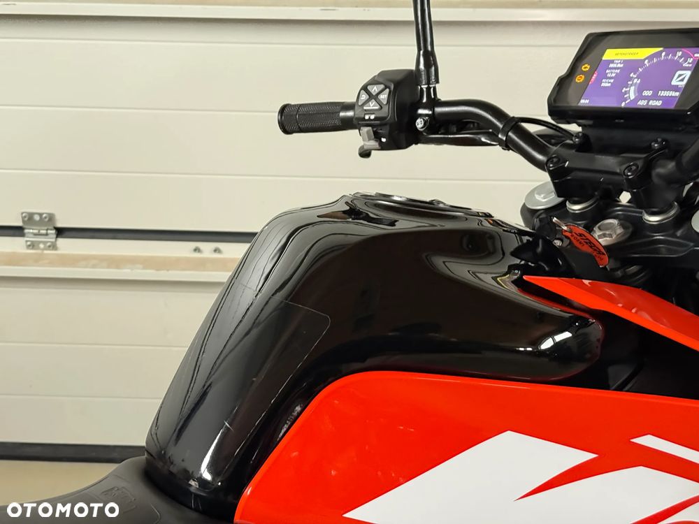 KTM Duke 125 - 27