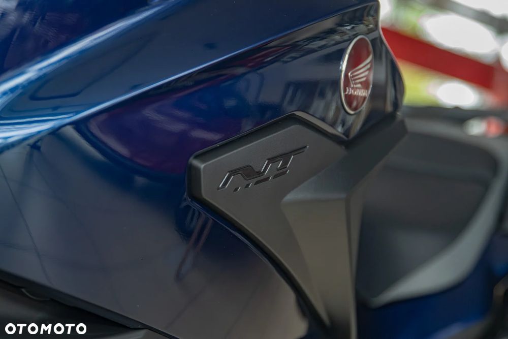 Honda NT - 10