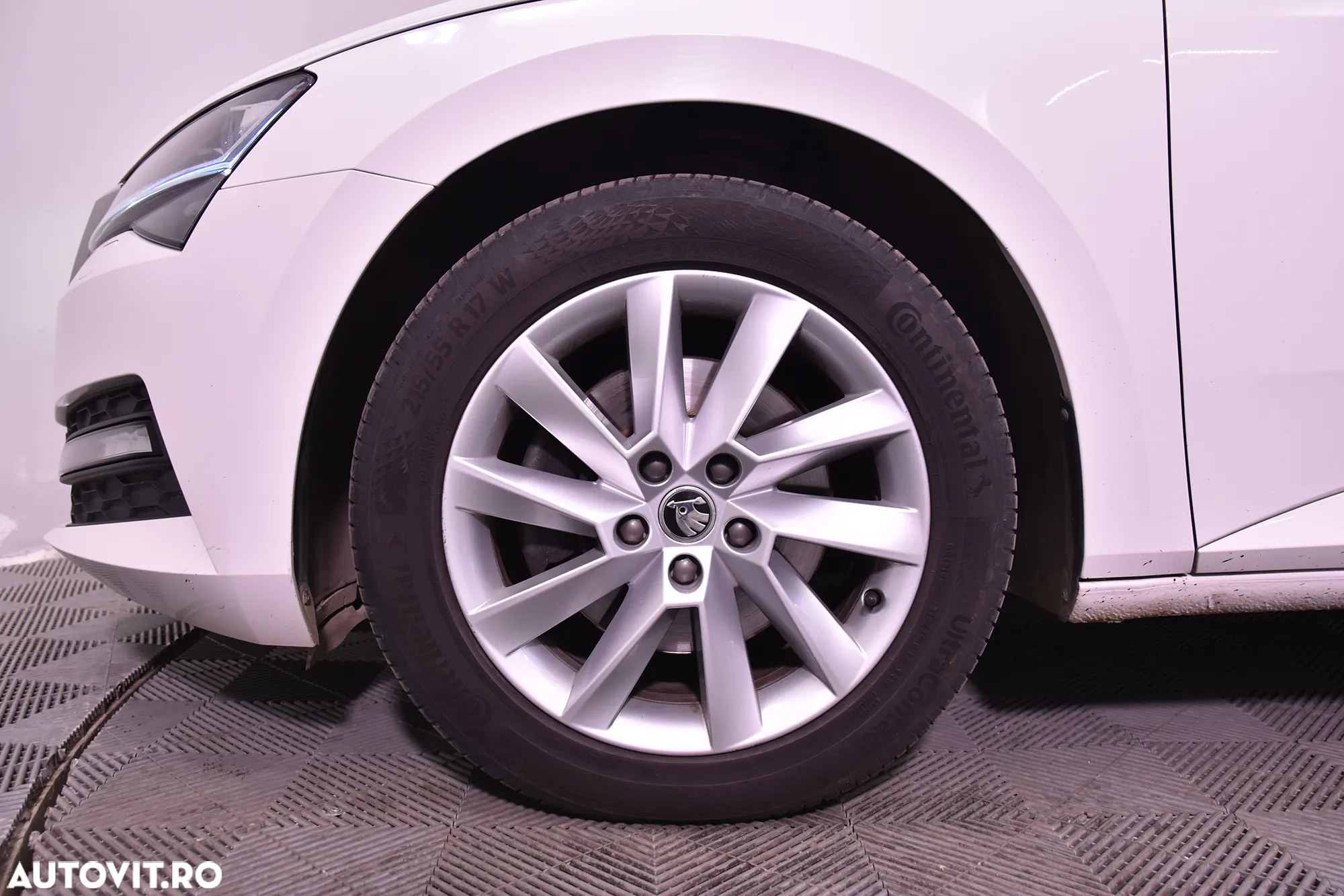 Skoda Superb - 13