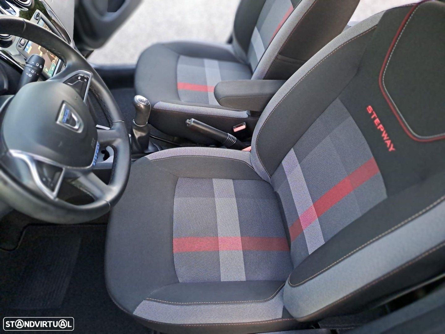 Dacia Sandero 0.9 TCe Stepway - 29