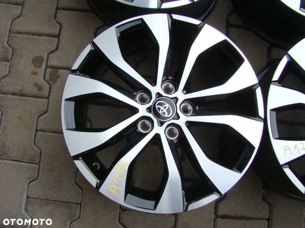 a122 5x114,3 Toyota Auris Corolla Avensis C-HR Camry Corolla Cross 7Jx17 - 2