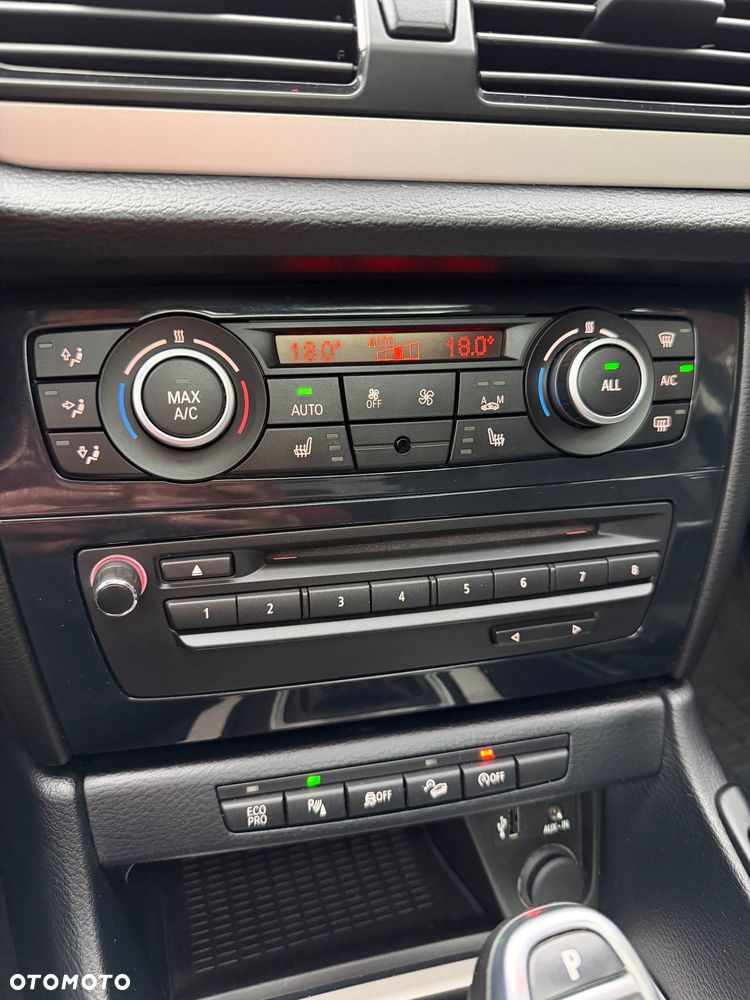 BMW X1 xDrive18d Sport Line - 33