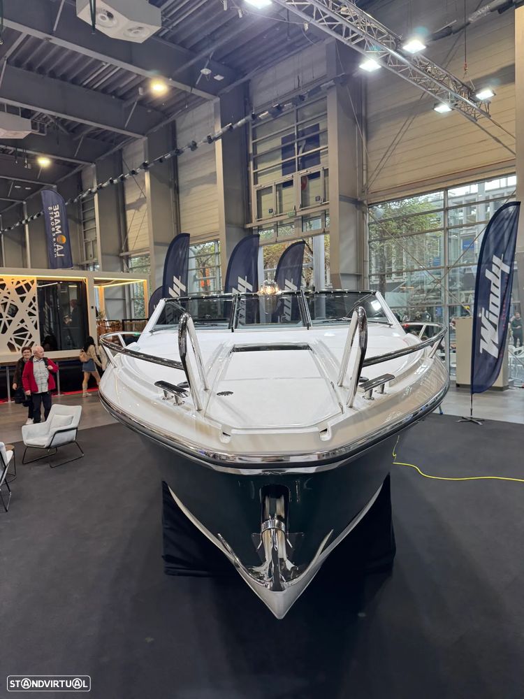 Windy 29 Huracan - 6