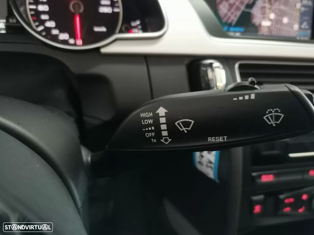 Audi A5 Cabrio 2.0 TDi S-line - 14