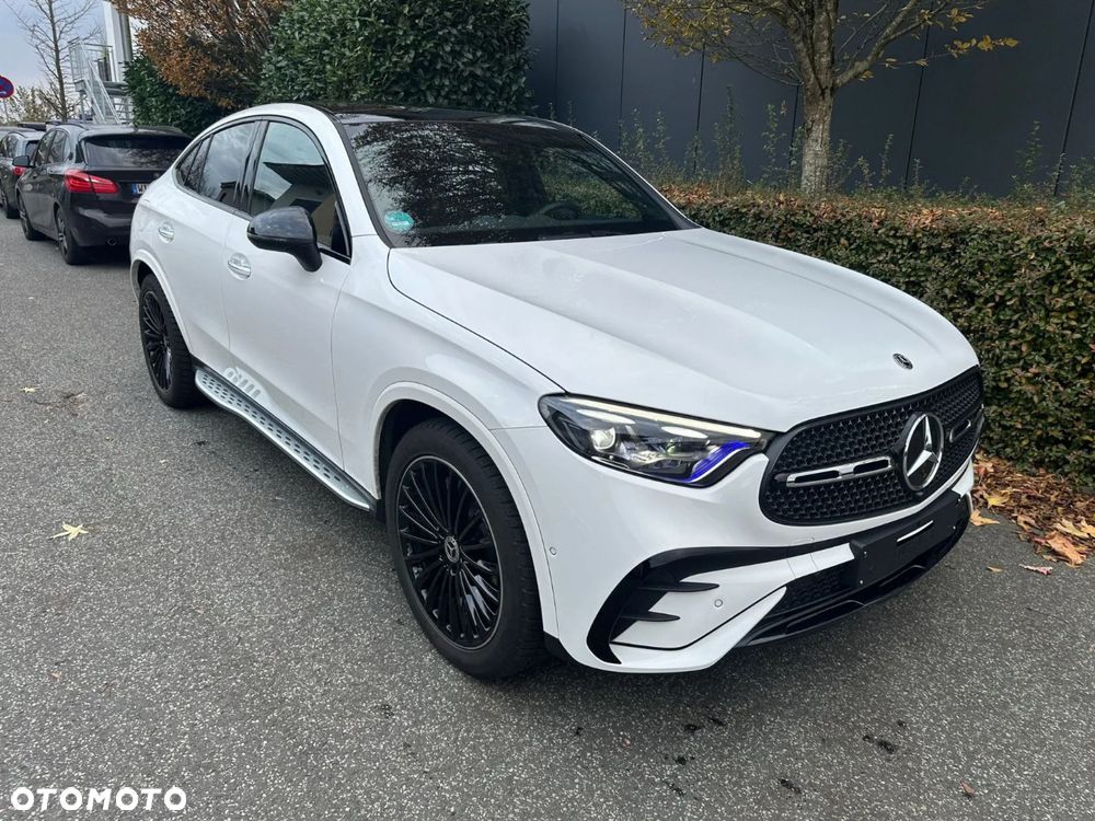 Mercedes-Benz GLC Coupe 220 d mHEV 4-Matic AMG Line - 4
