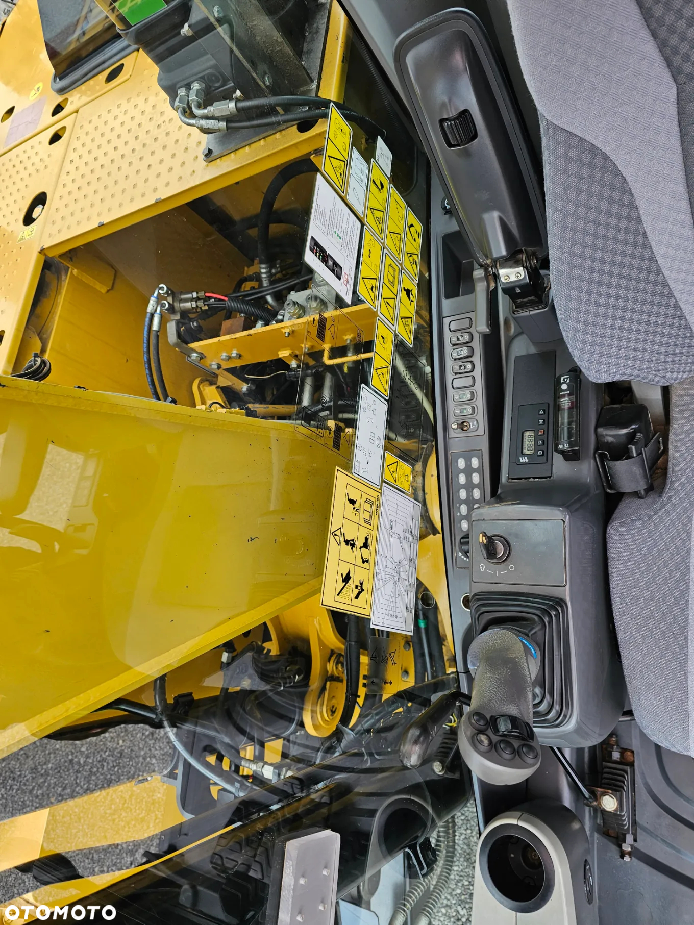 Caterpillar 311F LRR - 31