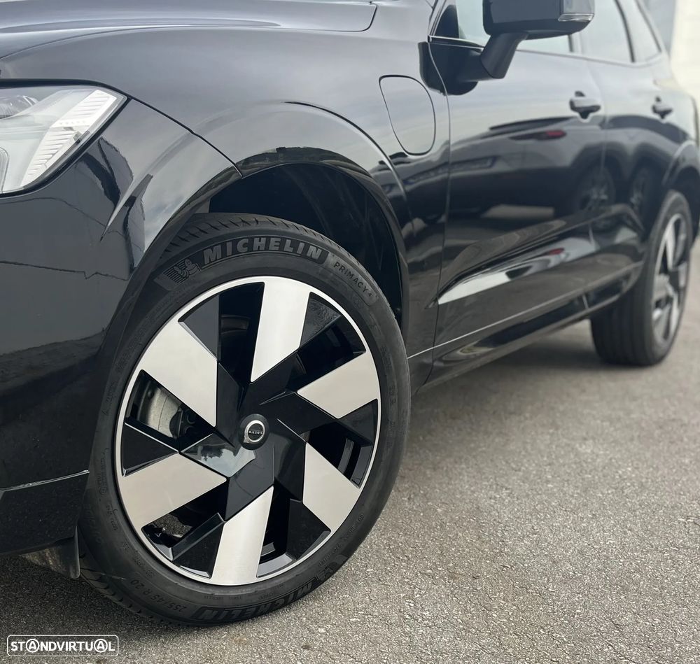 Volvo XC 60 2.0 T6 PHEV Plus Dark AWD - 8