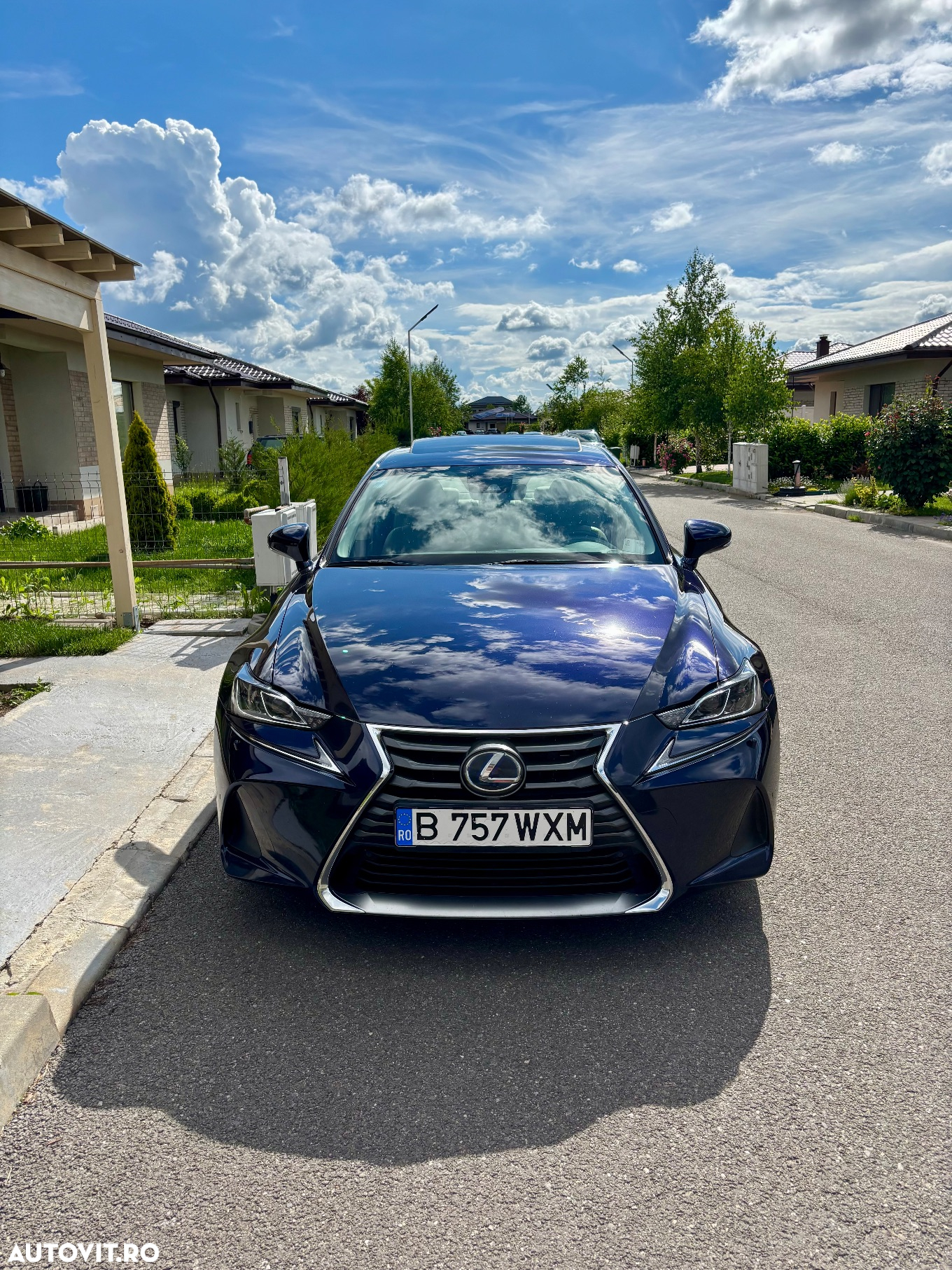 Lexus Seria IS 300h Aut. Luxury - 6