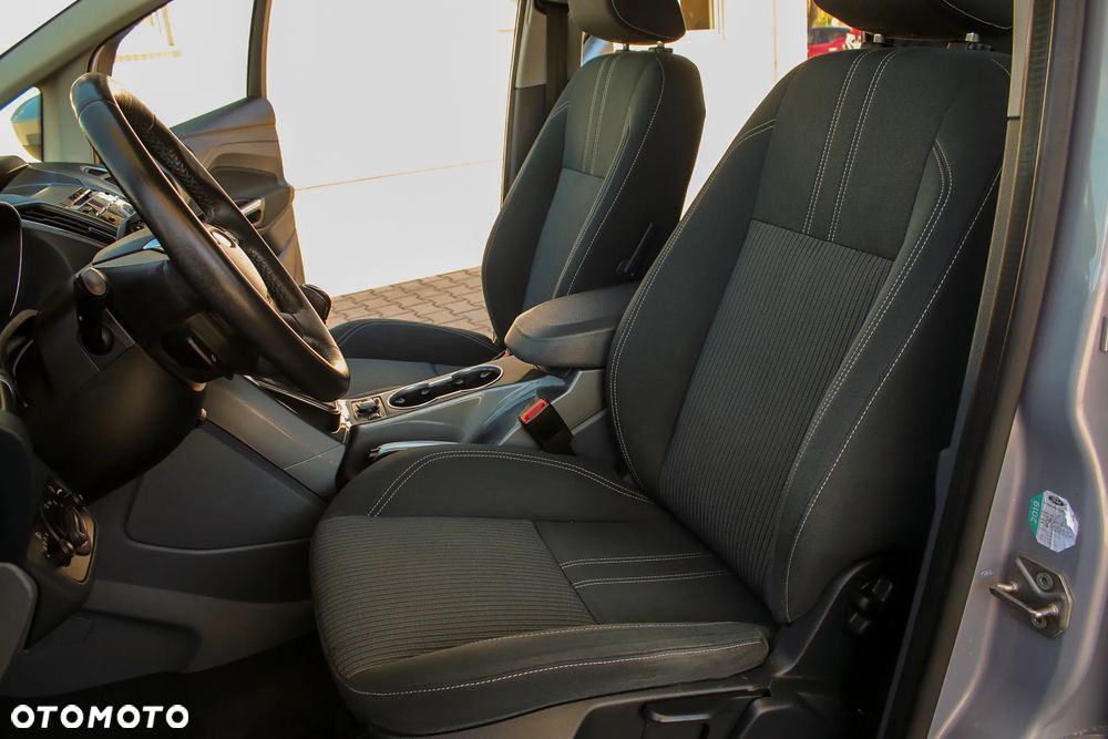 Ford C-MAX 1.6 Ti-VCT Titanium - 29