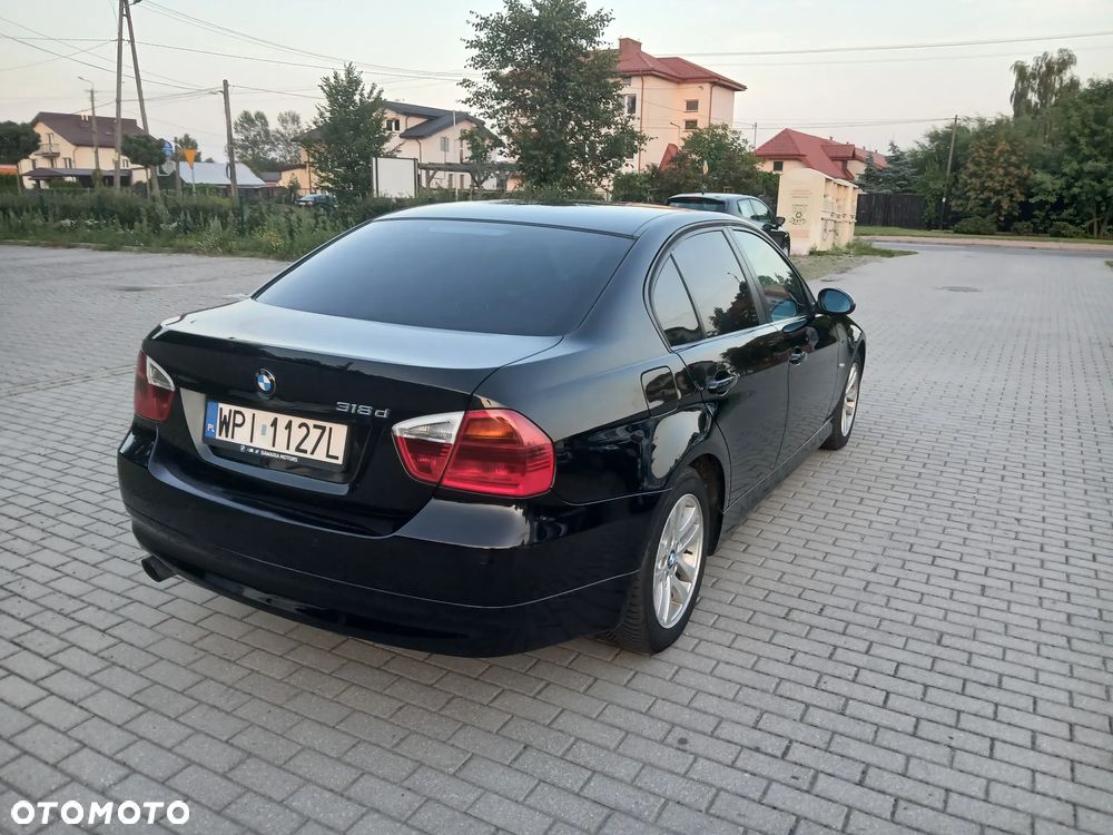 BMW Seria 3 - 10