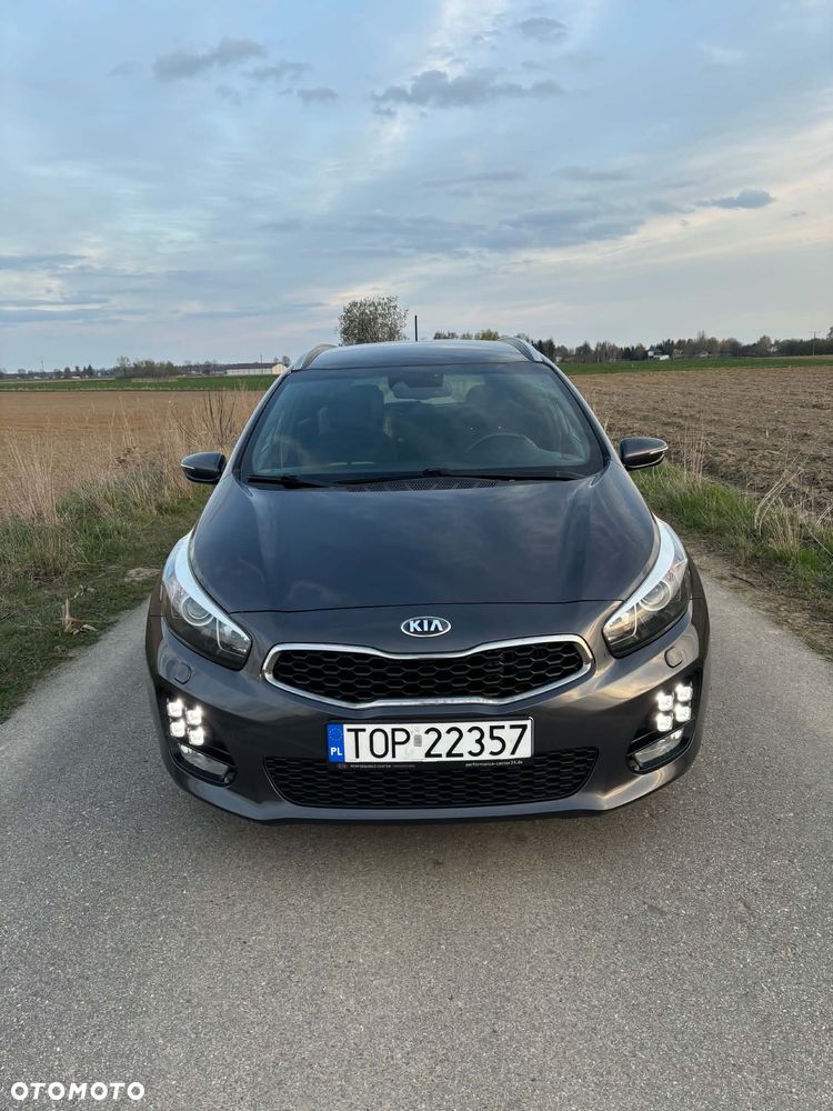 Kia Ceed 1.6 CRDi 136 DCT ISG GT Line - 3