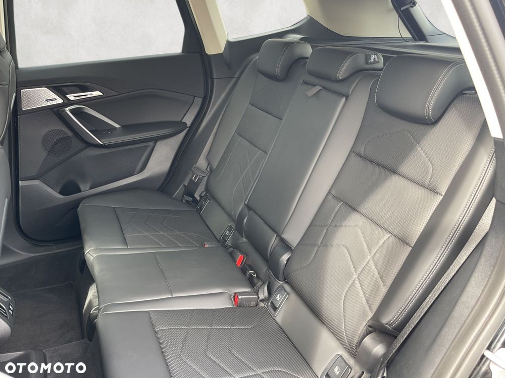 BMW X1 - 24