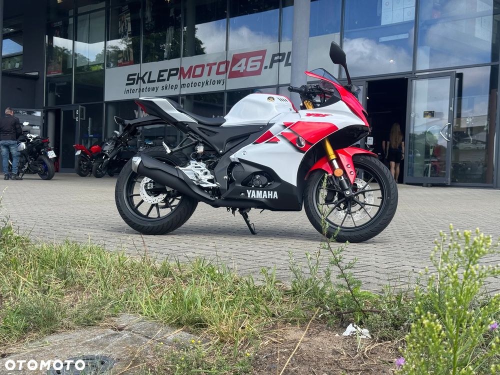 Yamaha YZF - 1
