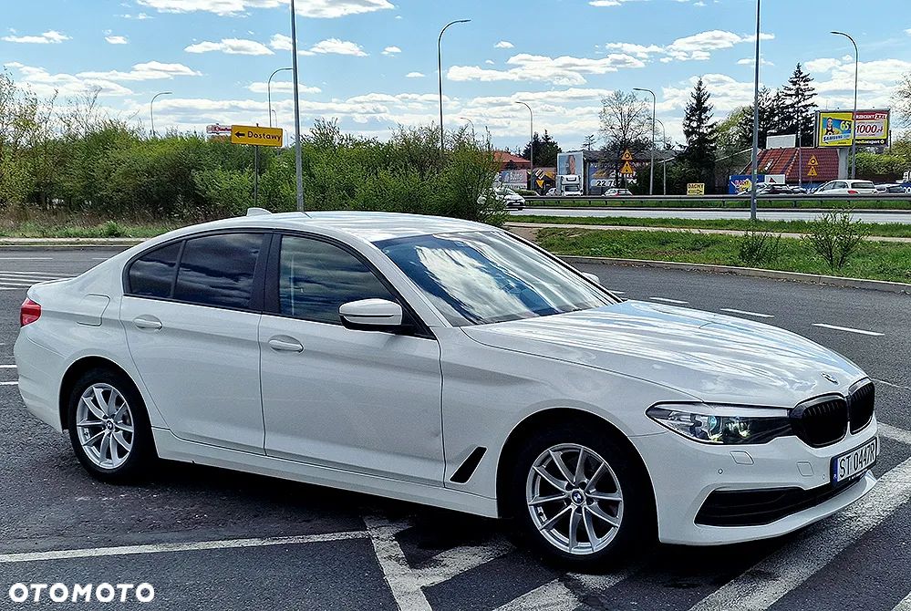 BMW Seria 5 518d Business Edition - 16