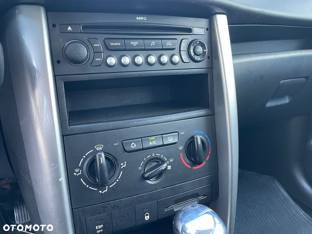 Peugeot 207 120 VTi Automatik Premium - 7