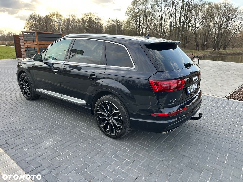 Audi Q7 - 3