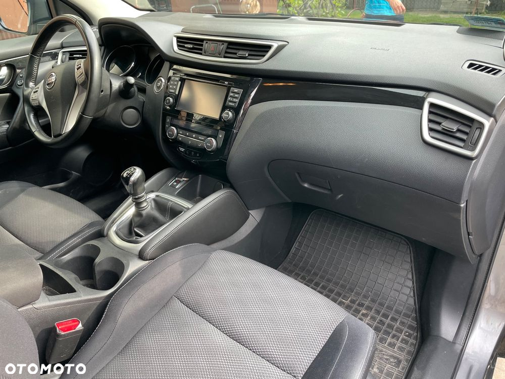 Nissan Qashqai 1.6 DIG-T N-Tec - 11