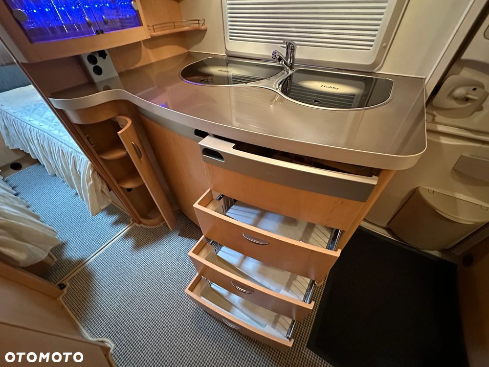 Hobby 495 UL z przedsionkiem i napędem. DMC 1500 kg !!! RATY. - 25